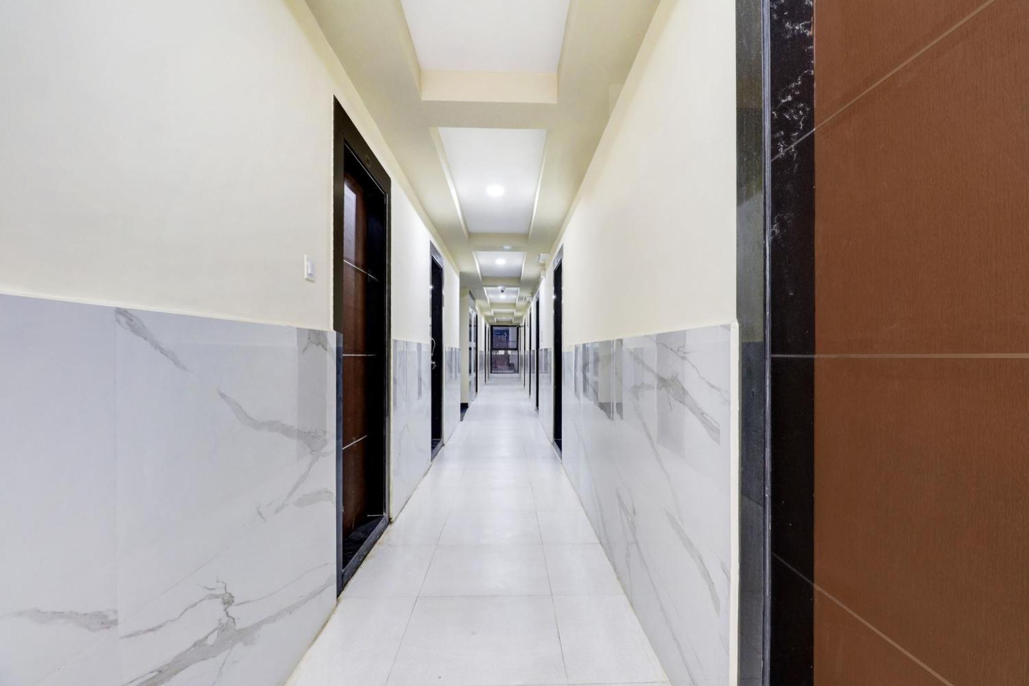 העיר בנגלור Super Hotel O Sri Harshitha Grand Near Zudio - Star Bazaar, Kundalhalli Gate מראה חיצוני תמונה